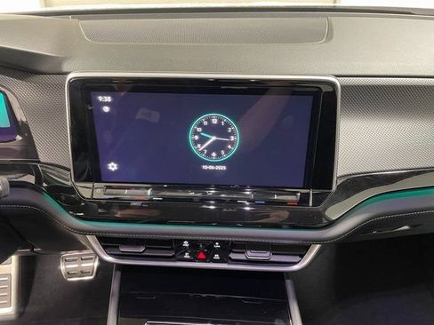 New 2026 Volkswagen Atlas Cross Sport SEL Premium R-Line image 17