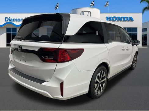 New 2026 Honda Odyssey EX-L image 3