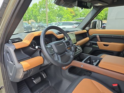Certified 2024 Land Rover Defender 130 X AWD/4WD image 22