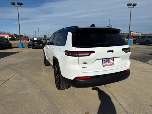 New 2025 Jeep Grand Cherokee L Limited AWD/4WD image 10