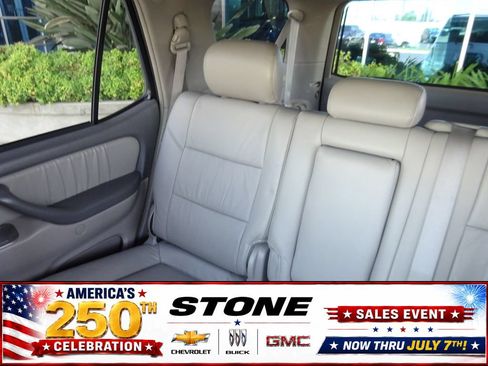 Used 2006 Toyota Sequoia Limited RWD image 13