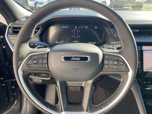 New 2026 Jeep Grand Cherokee L 4WD image 21
