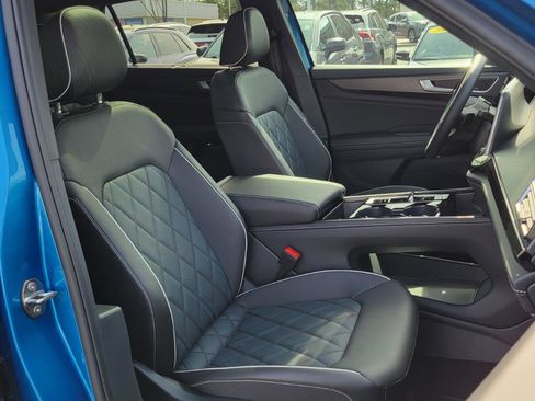 Certified 2025 Volkswagen Atlas Cross Sport SEL Premium R-Line image 40