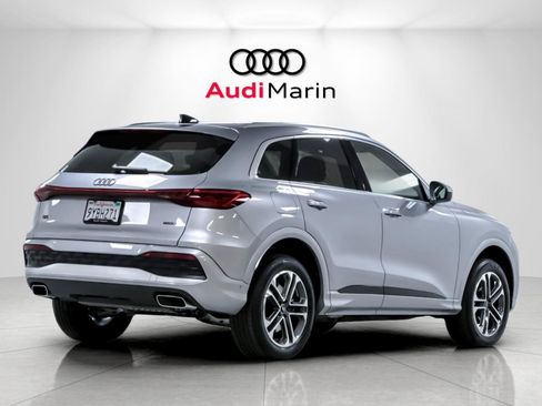 Used 2025 Audi Q5 Premium w/ Premium Plus AWD/4WD image 5