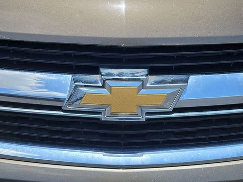 Used 2016 Chevrolet Colorado LT w/ LT Convenience Package RWD image 11