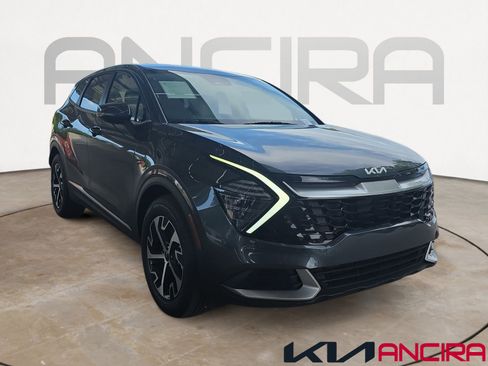 Certified 2025 Kia Sportage EX FWD image 1
