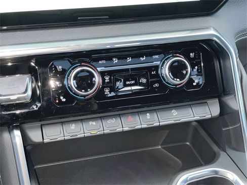 New 2026 GMC Sierra 3500 Denali w/ Technology Package image 36