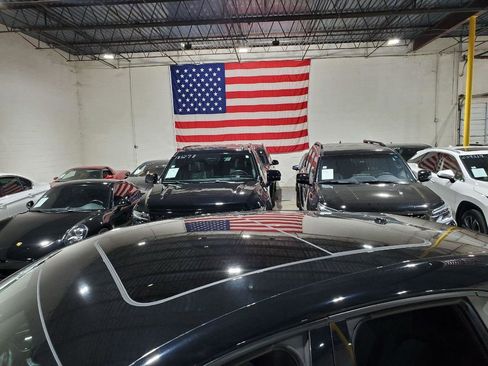 Used 2018 Porsche Macan image 42