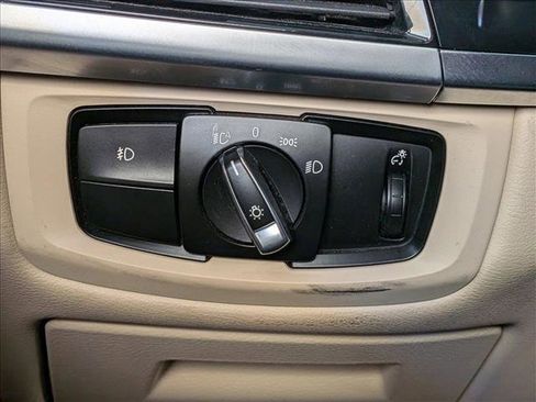 Used 2018 BMW X5 xDrive40e AWD/4WD image 17