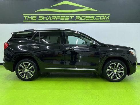 Used 2019 GMC Terrain Denali w/ Advanced Safety Package AWD/4WD image 11