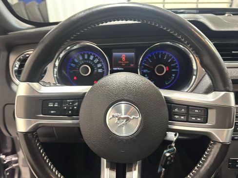 Used 2014 Ford Mustang GT Premium RWD image 17