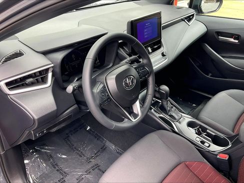 Used 2026 Toyota Corolla SE FWD image 18