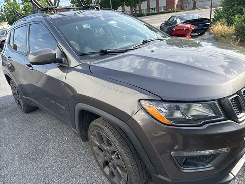 Used 2021 Jeep Compass Latitude AWD/4WD image 8