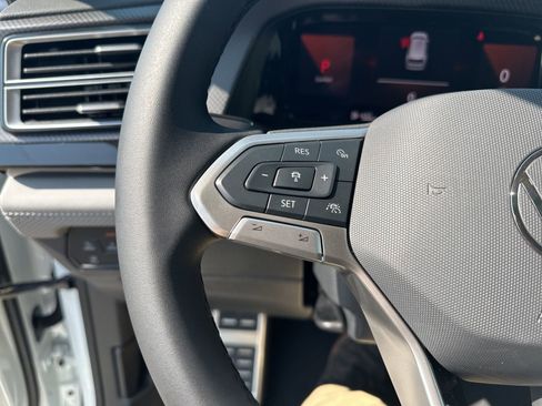 New 2026 Volkswagen Atlas Peak Edition image 16