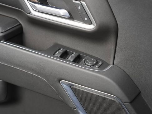 Used 2024 Chevrolet Silverado 2500 LT w/ Convenience Package image 28