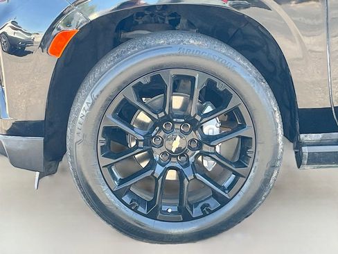 Used 2022 Chevrolet Tahoe High Country RWD image 33