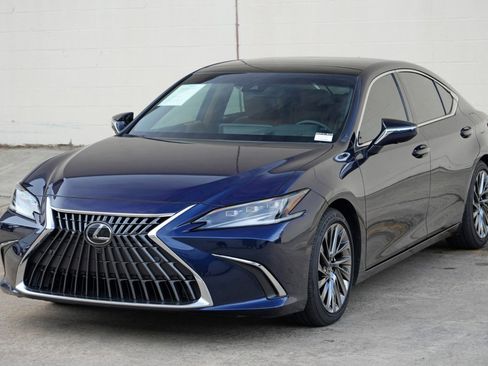 Used 2025 Lexus ES 350 Ultra Luxury w/ Accessory Package (Z1) FWD image 50