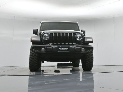 Used 2023 Jeep Wrangler Willys image 41