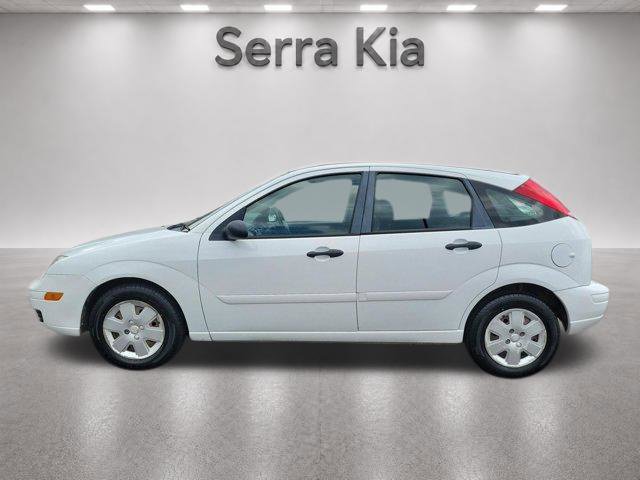 Used 2007 Ford Focus SE FWD image 2