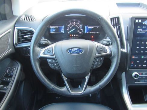 Used 2022 Ford Edge SEL w/ Sport Appearance Package image 34
