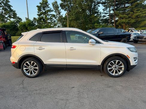 Used 2015 Lincoln MKC AWD w/ Equipment Group 101A Select image 6