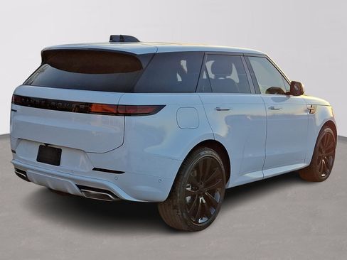 New 2026 Land Rover Range Rover Sport Dynamic SE AWD/4WD image 3