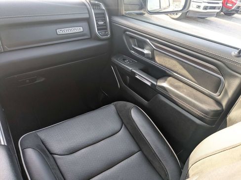 Used 2025 RAM 1500 Laramie AWD/4WD image 17