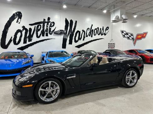 Used 2013 Chevrolet Corvette Grand Sport w/ 3LT Preferred Equipment Group image 28