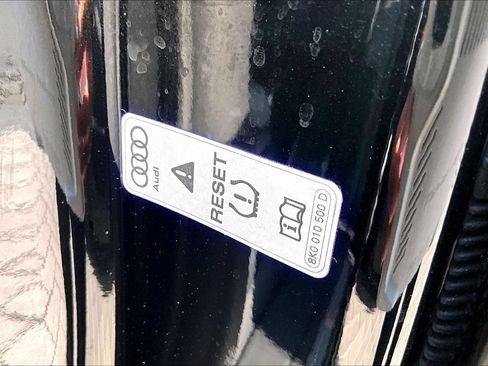 Used 2023 Audi SQ8 Premium Plus AWD/4WD image 32