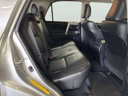 Used 2012 Toyota 4Runner Limited AWD/4WD image 18