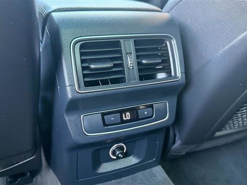 Used 2018 Audi SQ5 Prestige w/ Prestige Package AWD/4WD image 25