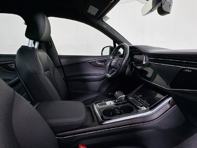 Used 2023 Audi Q7 2.0T Premium Plus AWD/4WD image 26