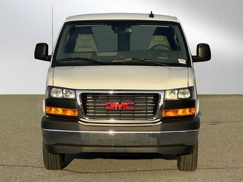 New 2025 GMC Savana 3500 Extended w/ Driver Convenience Package image 8