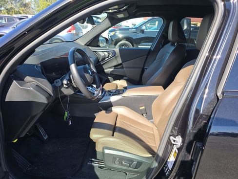 Used 2025 BMW X3 xDrive30 AWD/4WD image 6