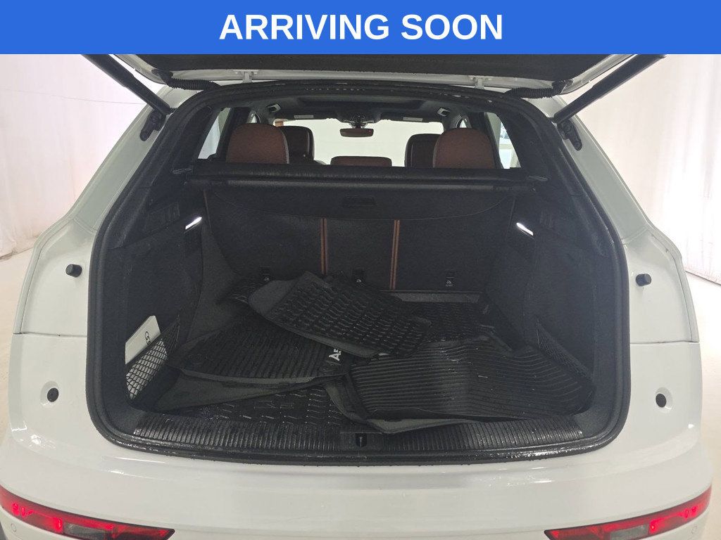 Used 2023 Audi Q5 2.0T Premium Plus w/ Premium Plus Package AWD/4WD image 12