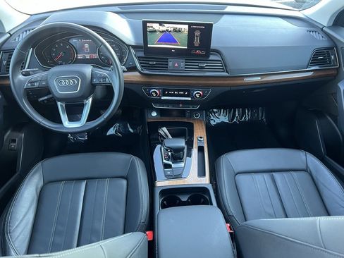 Used 2023 Audi Q5 2.0T Premium w/ Convenience Package image 23