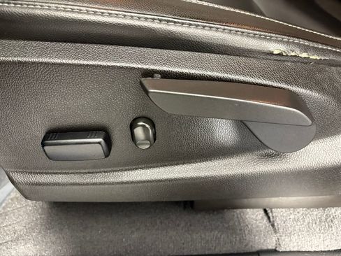 Used 2022 Chevrolet Colorado ZR2 image 15