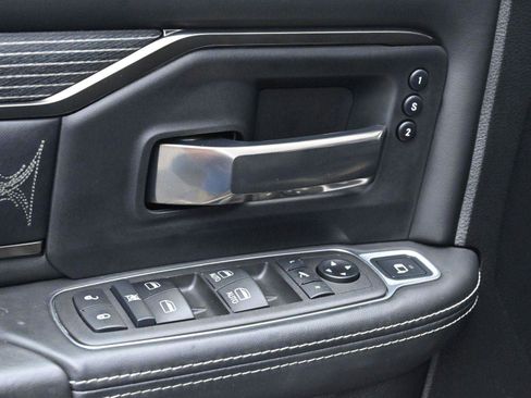 Used 2021 RAM 3500 Limited image 13