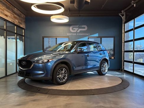Used 2017 MAZDA CX-5 Sport AWD/4WD image 7
