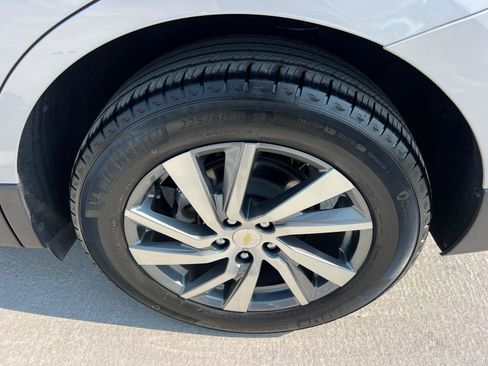 Used 2022 Chevrolet Equinox LT FWD image 20