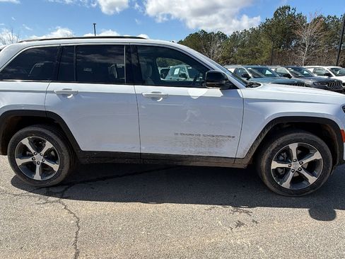 New 2026 Jeep Grand Cherokee Limited image 7