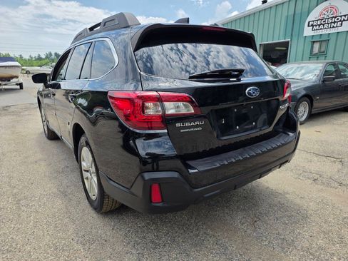 Used 2019 Subaru Outback 2.5i Premium AWD/4WD image 11