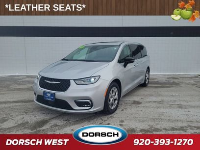 Used 2024 Chrysler Pacifica Limited