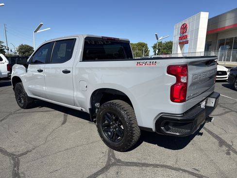 Used 2024 Chevrolet Silverado 1500 LT Trail Boss AWD/4WD image 3