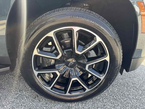 Used 2026 Chevrolet Tahoe RST w/ Comfort Package RWD image 37