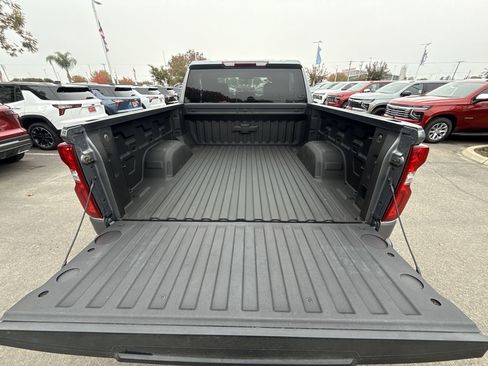 Used 2022 Chevrolet Silverado 1500 RST image 23