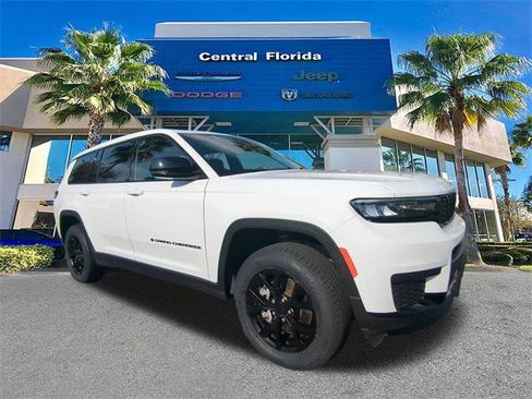 Certified 2024 Jeep Grand Cherokee L Laredo image 2