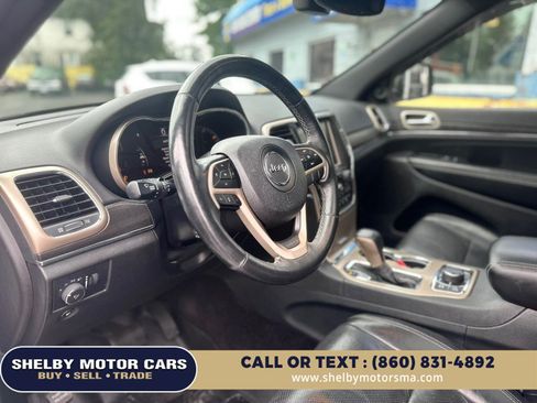 Used 2017 Jeep Grand Cherokee Limited w/ Luxury Group II AWD/4WD image 8