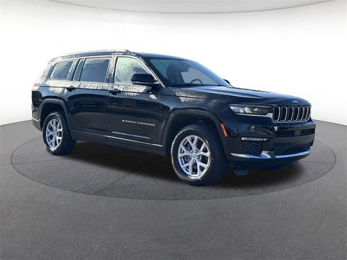 Used 2022 Jeep Grand Cherokee L Limited image 7