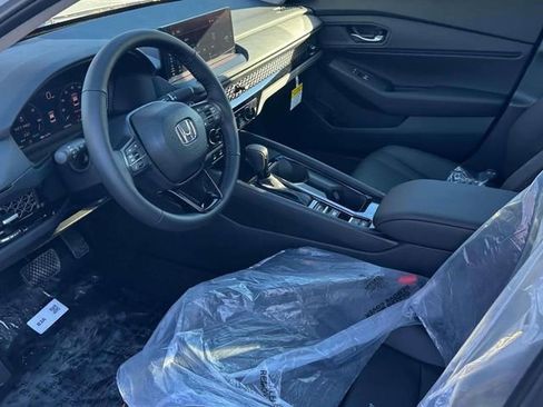 New 2025 Honda Accord EX-L image 15